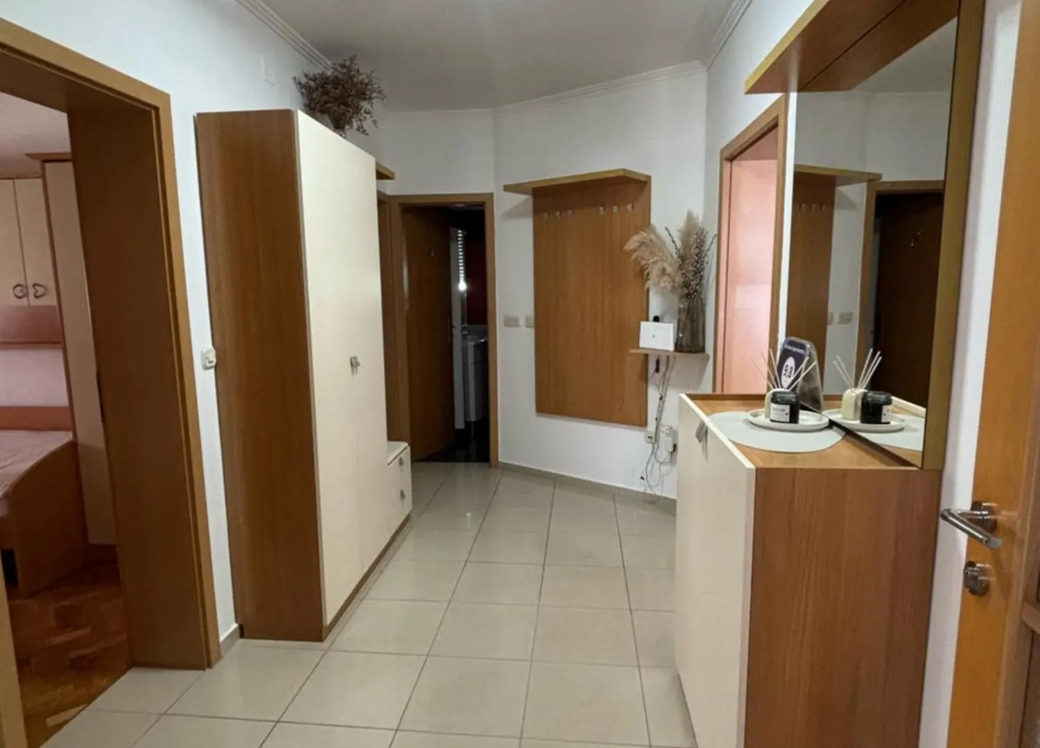Kristina Apartments 扎达尔