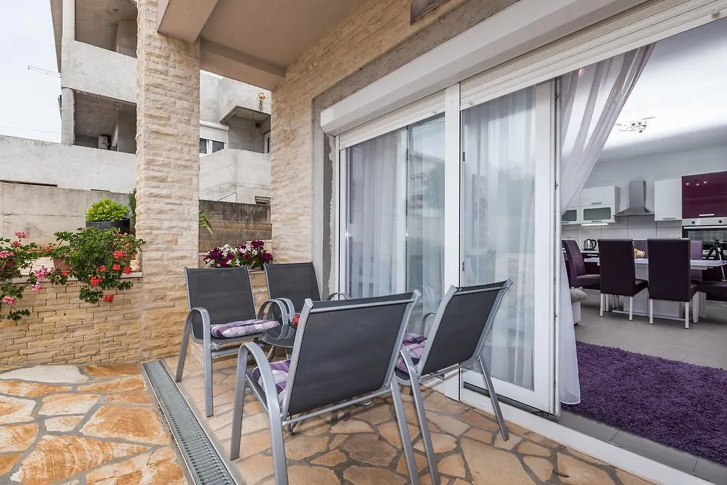 Kristina Apartments 扎达尔 0*,  克罗地亚